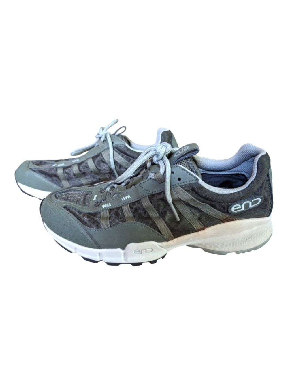 END Stumptown 10 oz. Trail Runner Sneakers Size 8.5 (9)